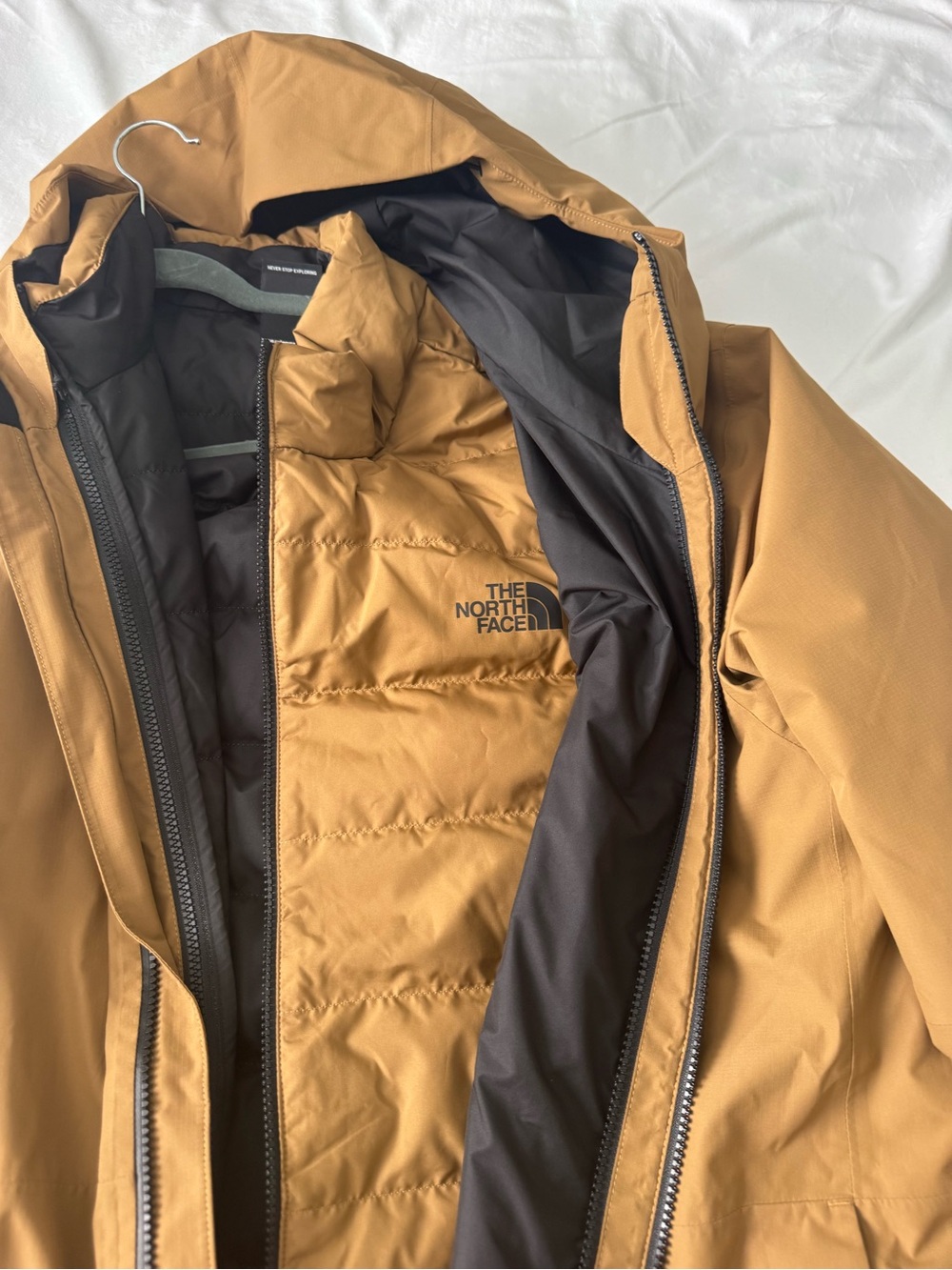 The North Face Men's Carto Mono Triclimate
Hooded Jacket - Picture 2 of 8